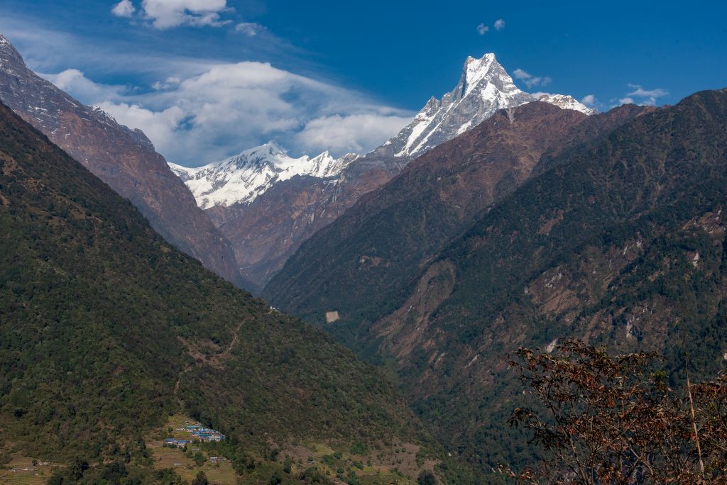 Vue depuis notre hébergement à Chomrong d'en haut